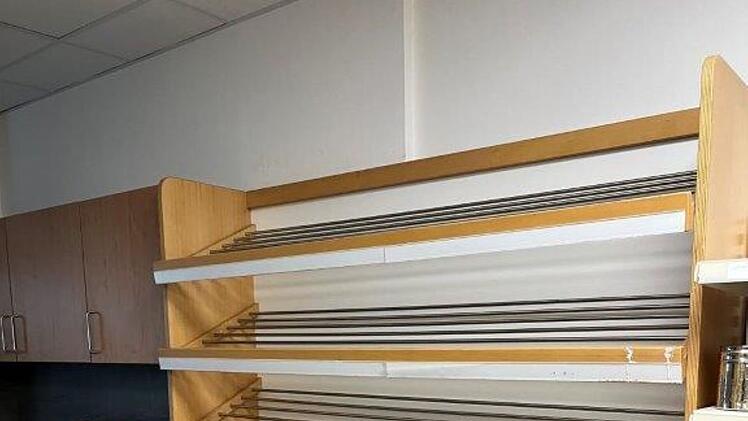 Großheirath: Dorfladen nach Schließung mit großem Ausverkauf - "muss alles weg"