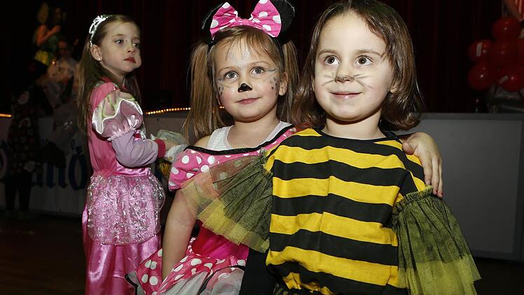 Kinderfasching in der Stadthalle Foto: Matthias Hoch