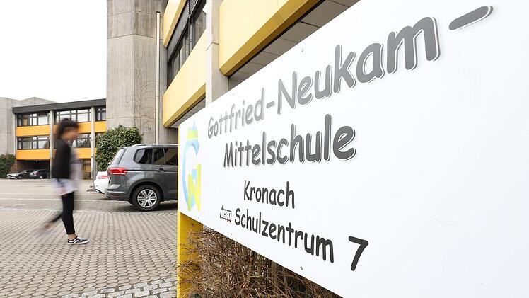 Soll die Gottfried-Neukam-Schule umbenannt werden? Das steht wohl bald zur Diskussion im Stadtrat. Foto: Marian Hamacher