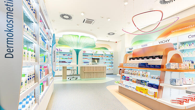 dm trickst Medikamentenverbot aus - "Sitz in Tschechien"