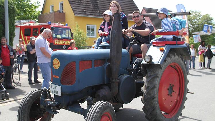Mit Kind und Kegel auf großer Fahrt Foto: Gerda Völk