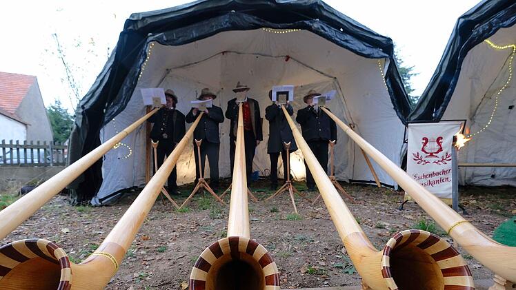 Musikalisch begleitet wurde die Hubertusmesse von den Alphornbläsern der Eschenbacher Musikanten. Gerd Schaar