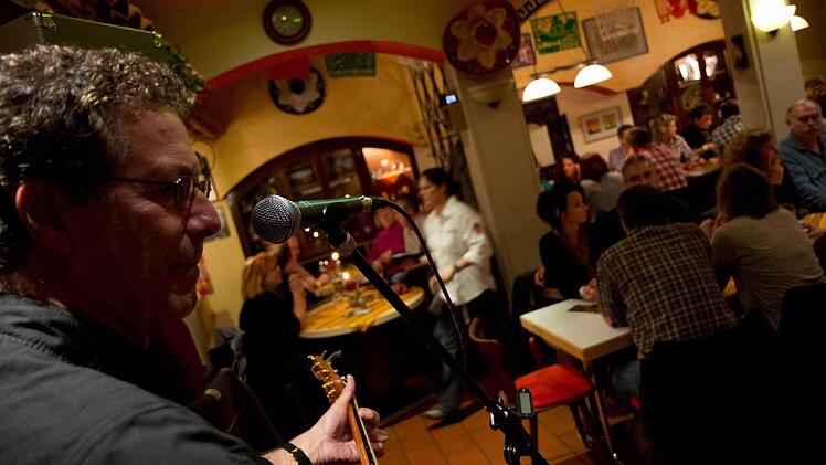 Bis kurz vor 3 Uhr spielte Helt Oncale im "Mexikaner".