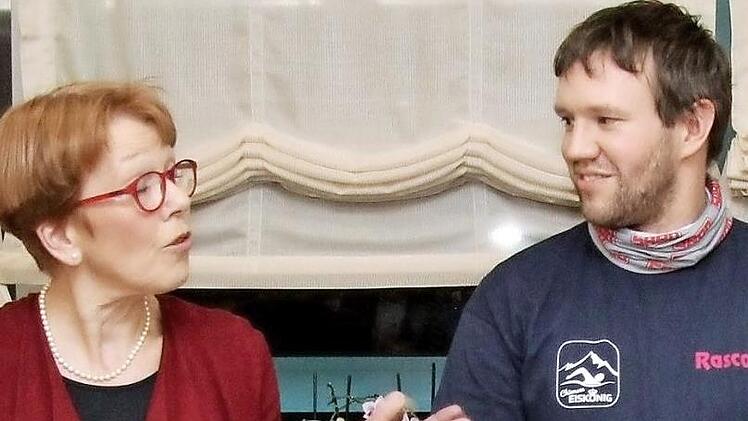 Ortrud Günther stellte Ulf Karnikowski vor.