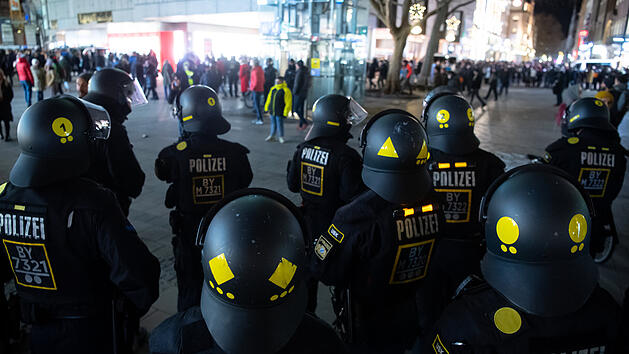Proteste gegen Corona-Ma&szlig;nahmen - M&uuml;nchen