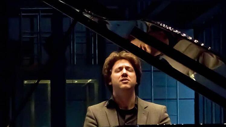 Beeindruckendes Coburg-Debüt: Der Pianist Benjamin Moser gastierte bei der "Gesellschaft der Musikfreunde". Fotos: Jochen Berger