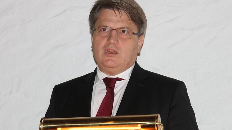 Der Bayerische Justizminister Winfried Bausback bei seiner Kanzelrede Günther Geiling