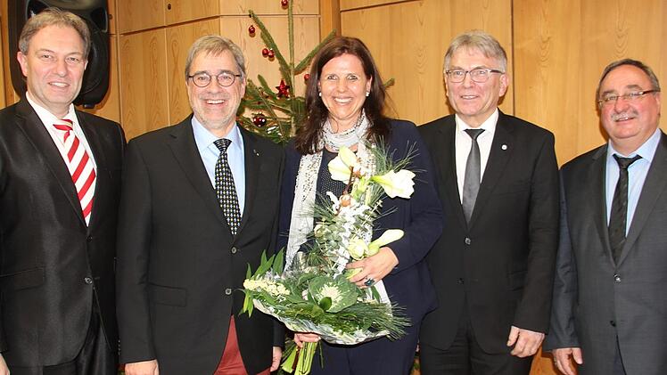 Sie sind überzeugt, dass Kerstin Zapf ihren Job als Schulrätin gut machen (von links): Landrat Klaus Löffler, AbteilungsdirektorKlemens M Brosig, Schulrat Uwe Dörfer und Personalratsvorsitzender Reinhard Horn.Foto: Veronika Schadeck