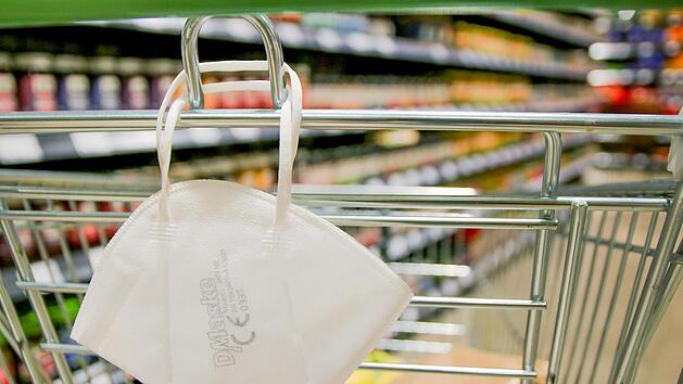 Die Maskenpflicht entf&auml;llt ab Montag auch im Einzelhandel.