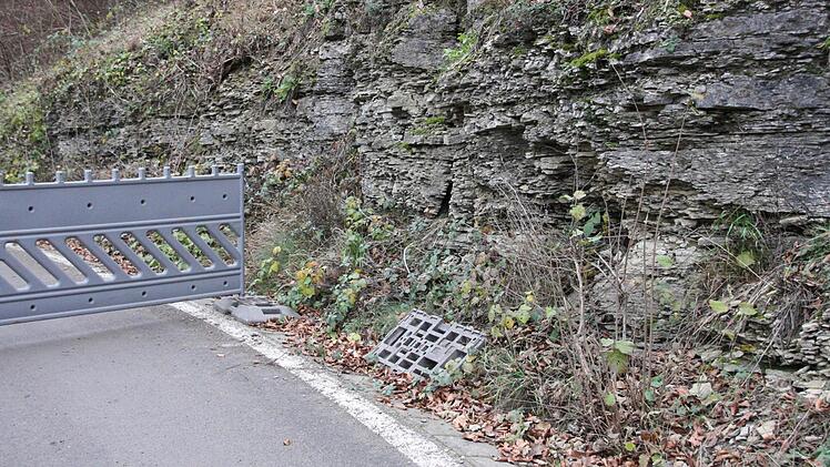 Diese Stelle in Höhe der ehemaligen Erdaushubdeponie wird als nächstes gesischert. Foto: Ralf Ruppert