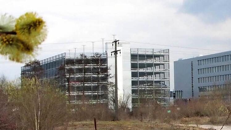In Forchheim-Süd ist ein neues Industriegebiet entstanden. Wirtschaftsmotor ist Siemens, das diese neuen Gebäude errichtet hat. Foto: Josef Hofbauer