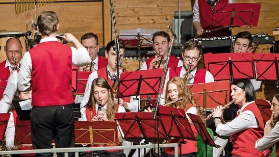 Auch das Jugendorchester wird wieder beim Weihnachtskonzert in Rödental am 26. Dezember zu hören sein.  Foto: Archiv/Vincent Kaibarta