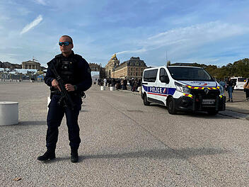 Schloss Versailles erneut wegen Bombendrohung evakuiert