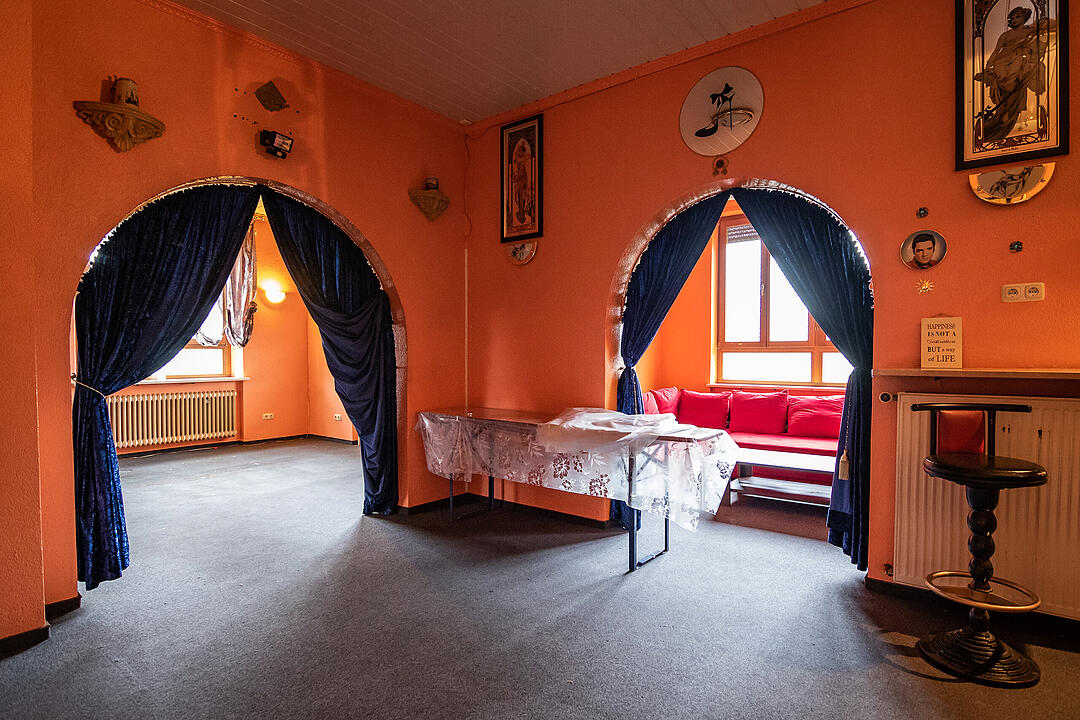 Geheimnisvolle Villa 44