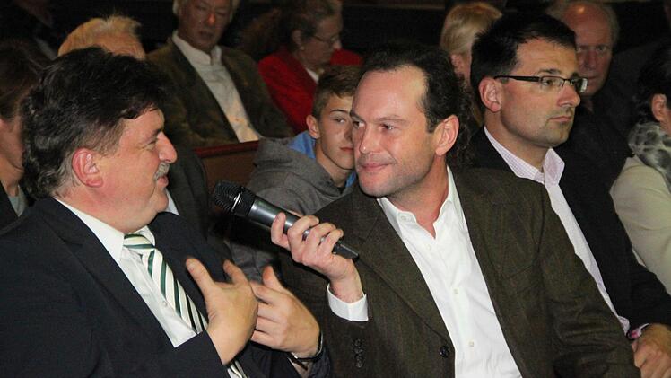 Landrat Klaus Peter Söllner (links) war vom Film beeindruckt.