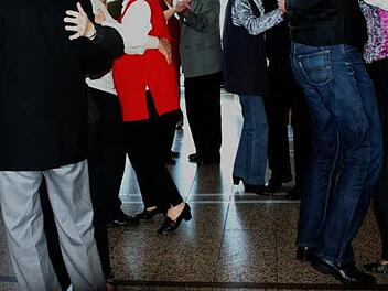 K-12-Sessions, Ü-30-Partys, 40plus - kommen jetzt bald die "flotten 50er"? Foto: Archiv