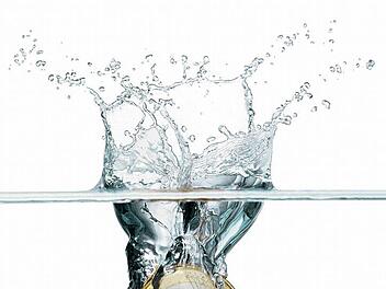 Wie viel Geld müssen die Bürger im Bereich der Frankenwaldgruppe in ihr Wasser stecken? Diese Frage beschäftigt weiter den Wasserversorger und die angeschlossenen Kommunen. Foto: fotofuerst/Adobe Stock