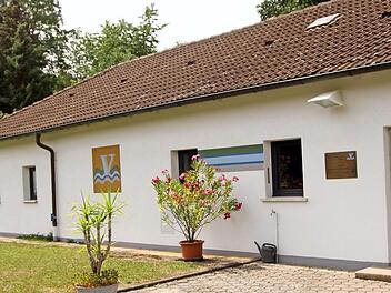 Das Betriebsgebäude des Zweckverbandes Veitensteingruppe befindet sich in Kottendorf, einem Gemeindeteil von Breitbrunn.  Fotos: Günther Geiling