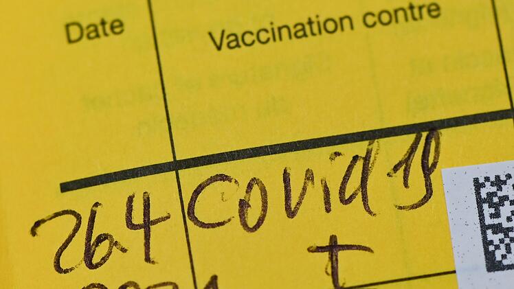 Im Röthenbacher Impfzentrum sind gefälschte Impfnachweise ausgestellt worden.