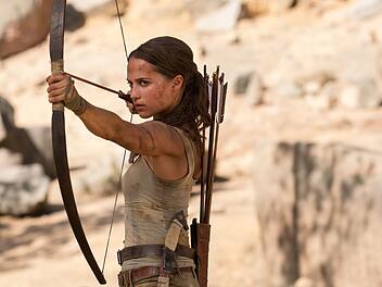 Tomb Raider Lara Croft (Alicia Vikander) macht sich sieben Jahre nach seinem Verschwinden auf die Suche nach ihrem Vater.