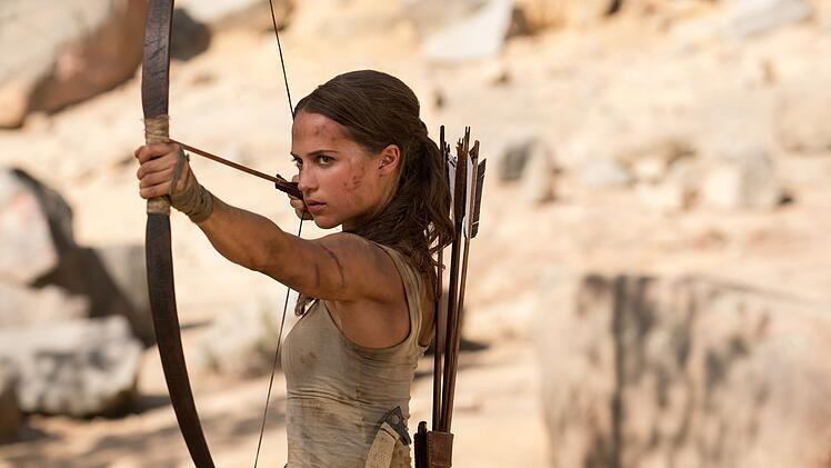 Lara Croft (Alicia Vikander) macht sich sieben Jahre nach seinem Verschwinden auf die Suche nach ihrem Vater.