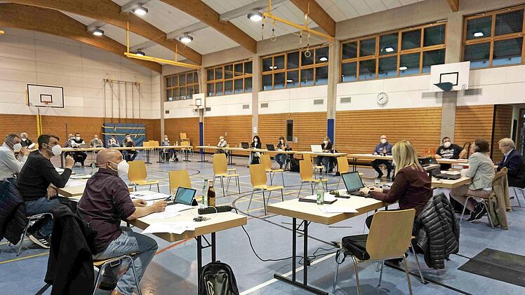 Große Einigkeit gab es bei der Haushaltssitzung des Gemeinderates in Aurachtal: In nur einer Stunde wurde der Haushalt für das Jahr 2021 verabschiedet.