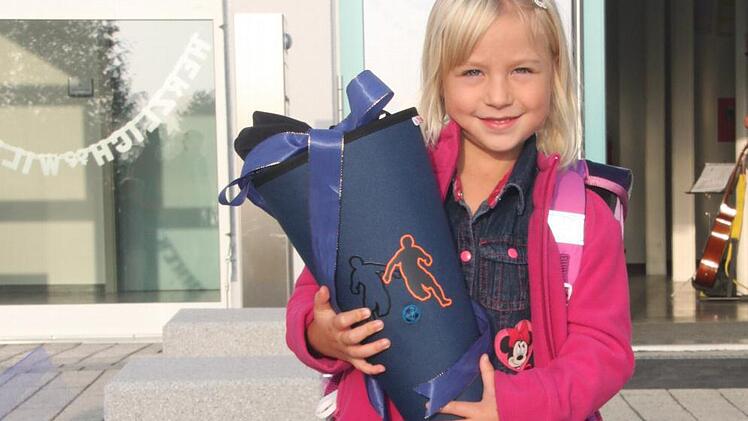 Tarja Holzberger (6 Jahre) geht in Vestenbergsgreuth zur Schule. Foto: Peter Groscurth