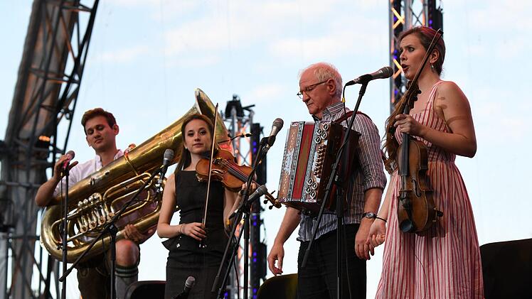 Lieder auf Banz: Hans Well & die Wellbappn Foto: Gunther Czepera