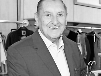 Anton Murk, wie ihn die unzähligen Kunden des Wachenrother Bekleidungshauses kannten. Foto: Evi Seeger (Archiv)
