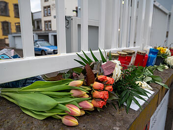 Zwei Polizisten bei Verkehrskontrolle getötet