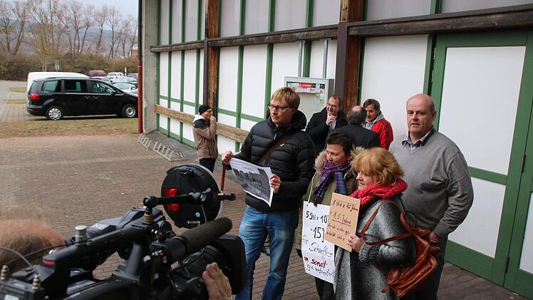 Eindrücke rund um die Betriebsversammlung im Schaeffler-Werk Elfershausen. Foto: Ralf Ruppert