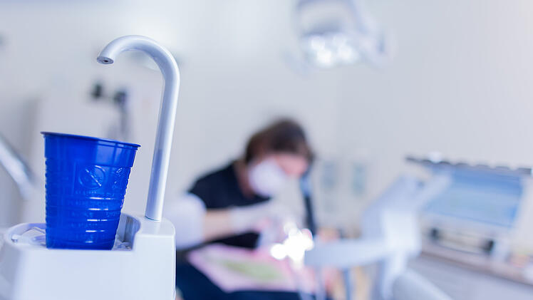 Patienten der AOK Bayern müssen im Jahr 2024 mit Einschränkungen rechnen.