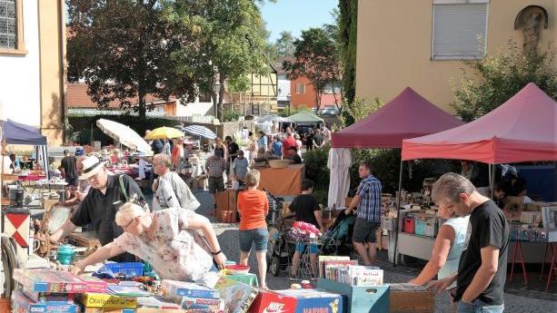 Immer ein Besuchermagnet an den Marktsonntagen: Der Mürschter Trödelmarkt. Nicolas Zenzen