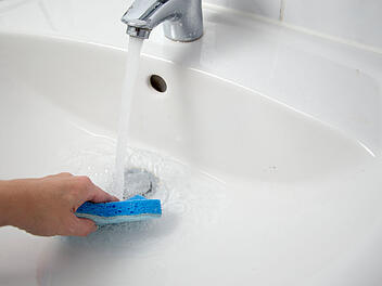 Waschbecken Putzen Säubern
