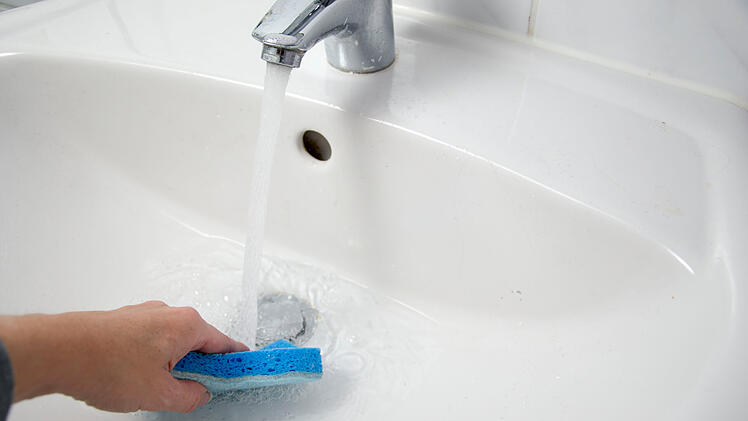 Waschbecken Putzen Säubern
