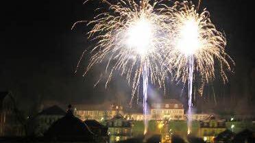 Auch dieses Mal erhellten Feuerwerker aus Suhl den Schlosspark.