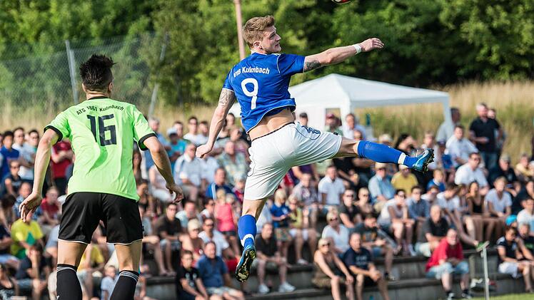 Michael Hamacher (rechts) artistisch.