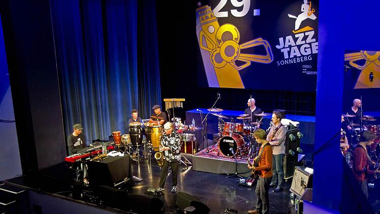 Klaus Doldinger & Passport: Impressionen vom Gastspiel bei den 29. Sonneberger Jazztagen.Foto: Jochen Berger