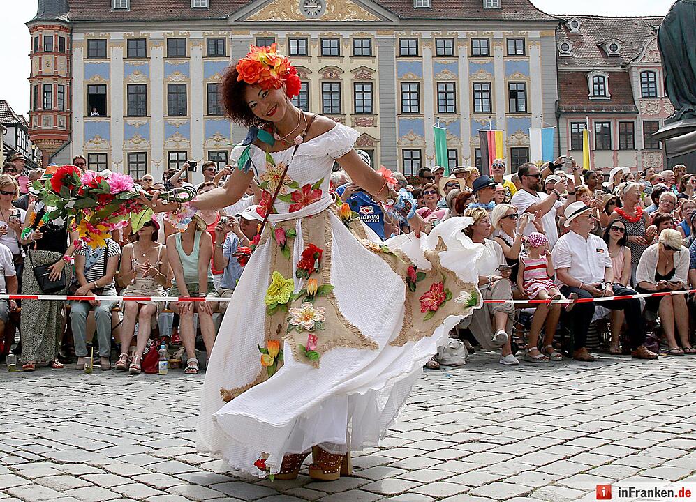 C_0710_Sambaumzug_29