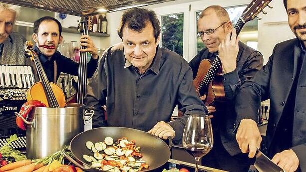 „Mit allen und scharf!“ heißt das Programm von „Radio Europa“