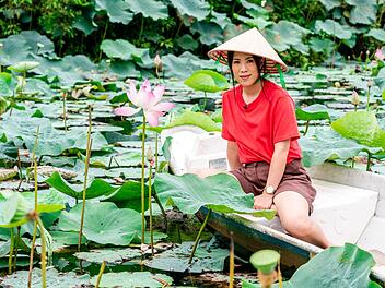 Mai Thi Nguyen-Kim besucht auf ihrer Reise durch Vietnam auch das Mekong-Delta.