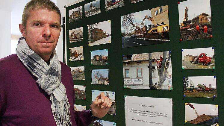 Matthias Höher hat die Geschehnisse um den Ebensfelder Bahnhof dokumentiert. Seine Bilder zeigen nicht nur die Arbeiten im Zusammenhang mit der ICE-Neubaustrecke, sondern auch seltene Loks, die hier schon zu sehen waren. Fotos/Repro: Ramona Popp