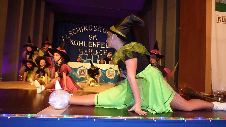 Hexenalarm bei den Teenie-Dancers. Foto: Thomas Weichert
