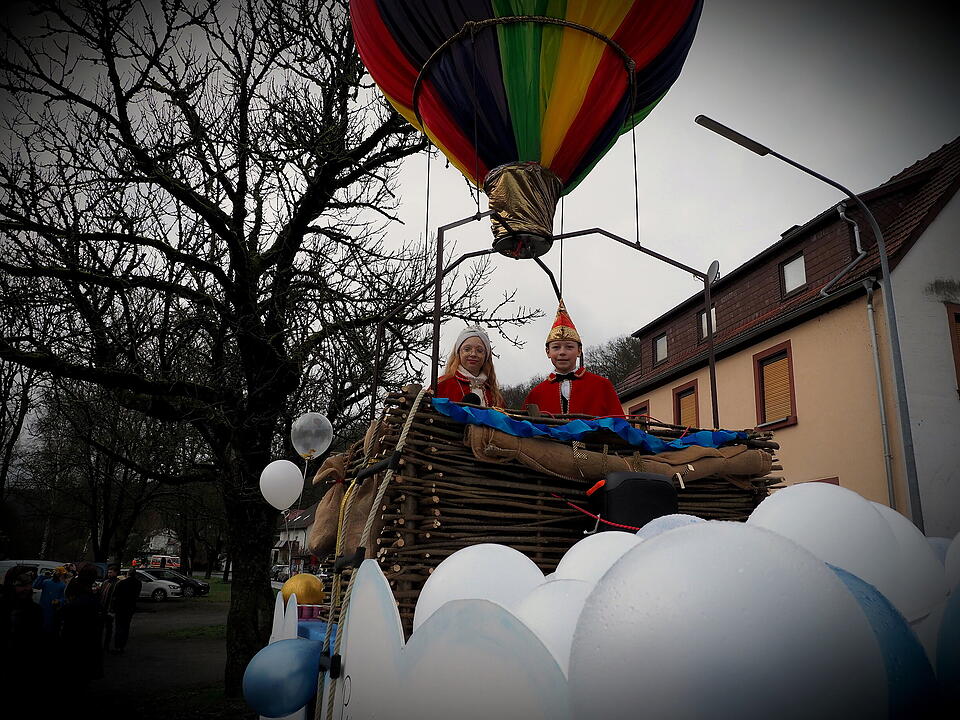 Beste Faschingslaune in Aura/Saale