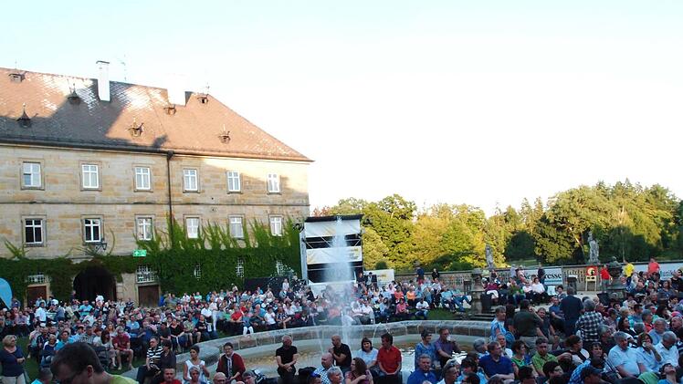 Impressionen vom Auftakt des Tambacher Sommers mit Willy AstorFoto: Jochen Berger