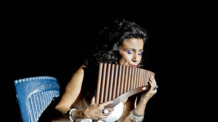 Daniela dé Santos verzauberte das Publikum in der Coburger Heilig-Kreuz-Kirche. Foto: Jochen Berger