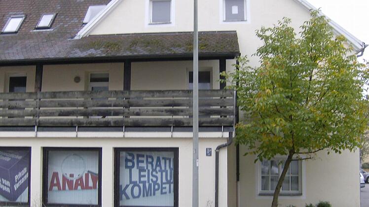 Der Gemeinderat Weißenohe sagte Ja zu Asylbewerbern im "Beck'n Haus".  Foto: Petra Malbrich