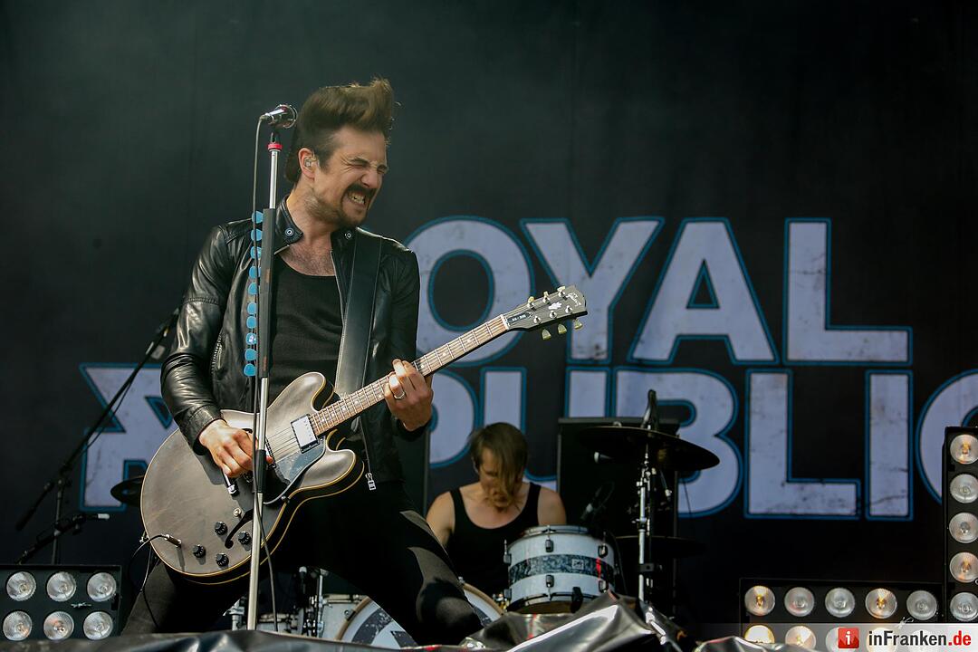 RIP15 - Royal Republic