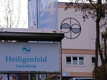 Die Fachklinik ist die Keimzelle der Heiligenfeld GmbH. Nun will der KLinikbetreiber sein Stammhaus mit neuen Patientenzimmern erweitern.