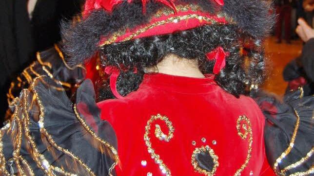 Faschingstreiben im Tattersall.  Foto: Sigismund von Dobschütz